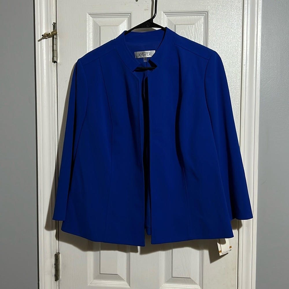 New Kasper Blazer